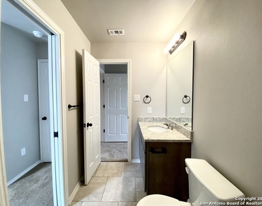 4110 Swans Landing - Photo Thumbnail 19