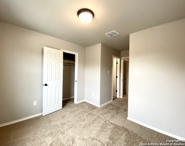 4110 Swans Landing - Photo Thumbnail 16