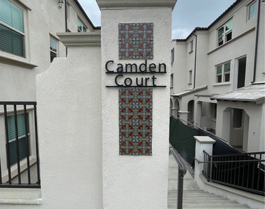 215 Camden Court - Photo Thumbnail 31
