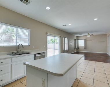 5324 Sweet William Street - Photo Thumbnail 28