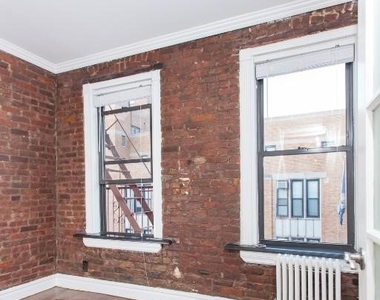 410 East 13th Street - Photo Thumbnail 2