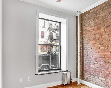 3 West 103rd Street - Photo Thumbnail 4