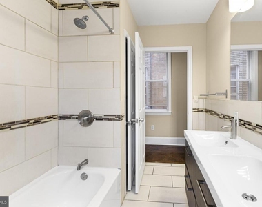 4623 Sansom St - Photo Thumbnail 11