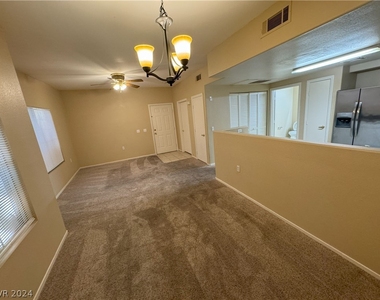 3400 Cabana Drive - Photo Thumbnail 4