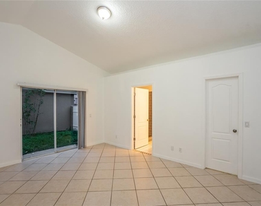 233 Belfort Place - Photo Thumbnail 1