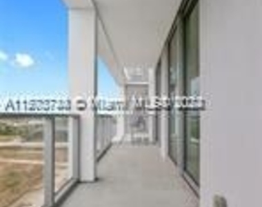 2000 Metropica Way - Photo Thumbnail 16