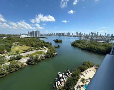 16385 N Biscayne Blvd - Photo Thumbnail 6