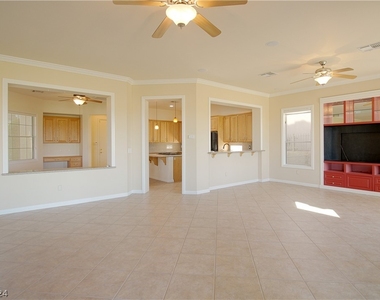 10512 Cerotto Lane - Photo Thumbnail 10