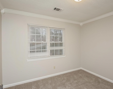 1545 Dogwood Drive - Photo Thumbnail 13