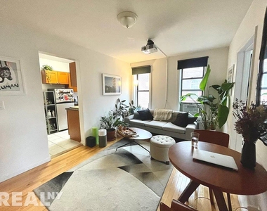 34 Ludlow Street - Photo Thumbnail 1