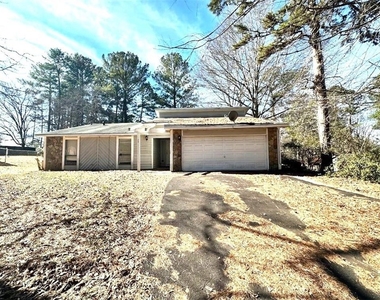 308 Park Ridge Circle - Photo Thumbnail 0