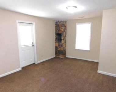 308 Park Ridge Circle - Photo Thumbnail 12