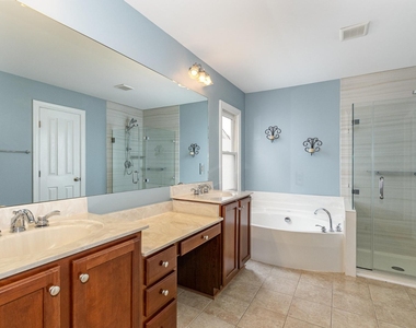 1048 Gold Rock Lane - Photo Thumbnail 15