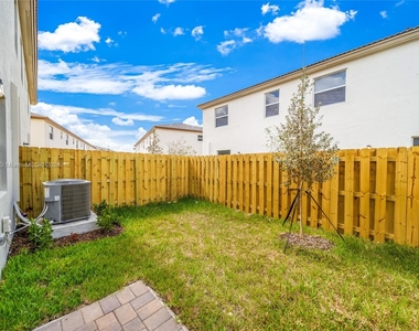 12942 Nw 23 Pl - Photo Thumbnail 35