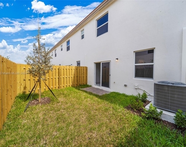 12942 Nw 23 Pl - Photo Thumbnail 36