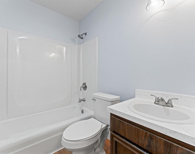 1301 Cedar Ridge Terrace - Photo Thumbnail 19