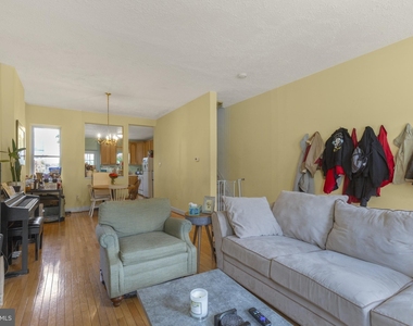 2231 Bainbridge Street - Photo Thumbnail 4