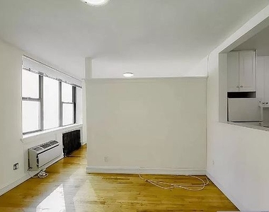 238 East 36th Street - Photo Thumbnail 2