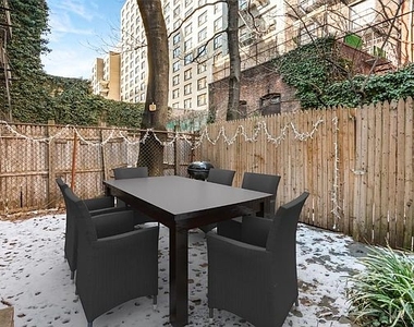 417 West 56th Street - Photo Thumbnail 1