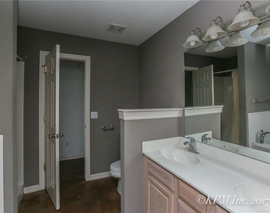 4375  E Holiday  Dr - Photo Thumbnail 10