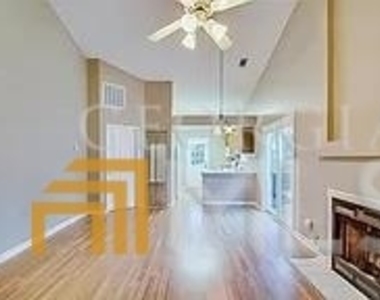 2764 Saint Charles Lane - Photo Thumbnail 2