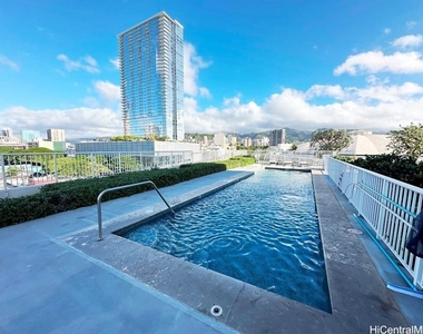 909 Kapiolani Boulevard - Photo Thumbnail 4