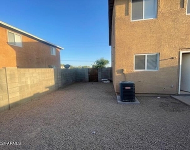 2538 W Ocotillo Road - Photo Thumbnail 3