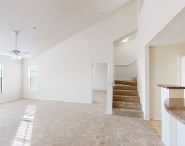 152 Macalpine Way - Photo Thumbnail 2