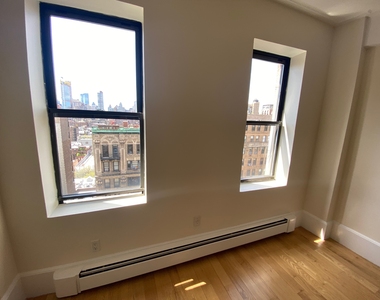 West 79th Street - Photo Thumbnail 13