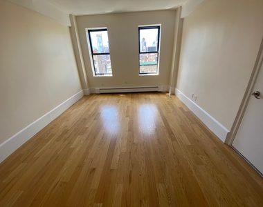 West 79th Street - Photo Thumbnail 11