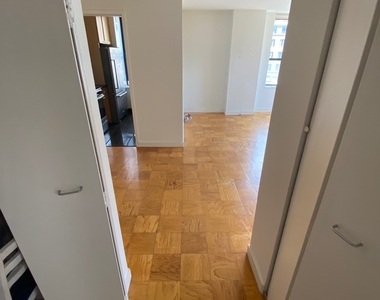 West 87 th Street - Photo Thumbnail 4