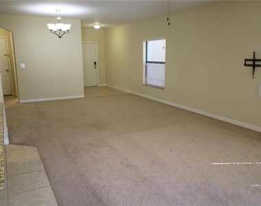 1132 Ballard Green Place - Photo Thumbnail 6