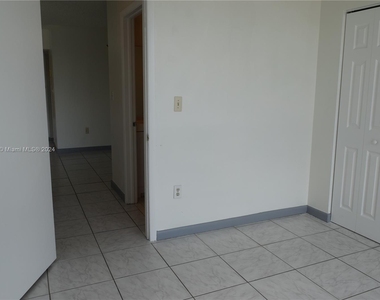 11790 Sw 18th St - Photo Thumbnail 19