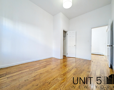 901 Willoughby Avenue - Photo Thumbnail 4