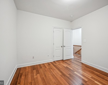 1102 Buchanan St Nw - Photo Thumbnail 14