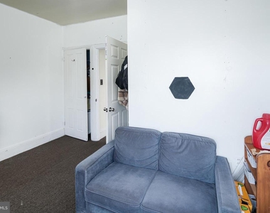 204 Ripka St - Photo Thumbnail 7