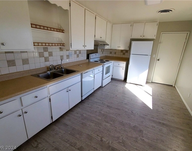 4191 Calimesa Street - Photo Thumbnail 9