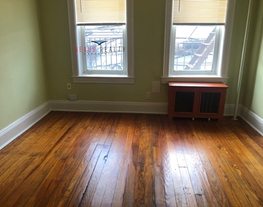 37-11 9th Street - Photo Thumbnail 2