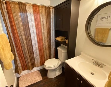 2905 W Ballast Point Boulevard - Photo Thumbnail 17