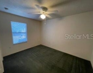 2103 Nw 50th Place - Photo Thumbnail 7