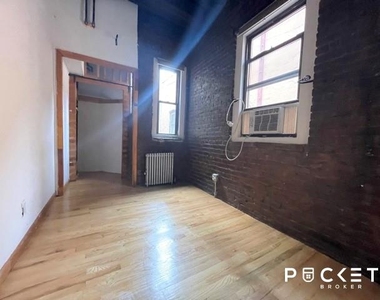 East 12th Street - Photo Thumbnail 3