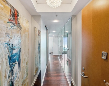 425 1st Street - Photo Thumbnail 1