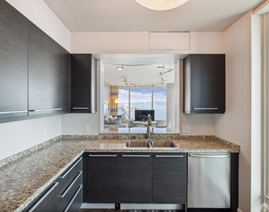 425 1st Street - Photo Thumbnail 14
