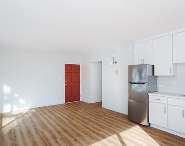 20 Eastwind St - Photo Thumbnail 4