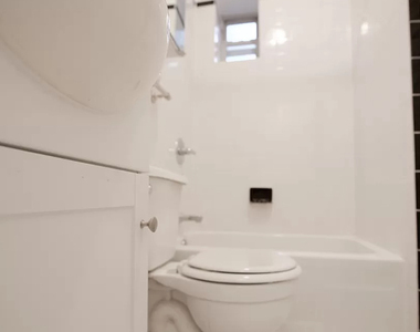 78 Bank Street - Photo Thumbnail 8