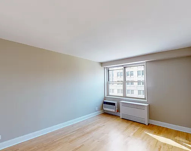 80 North Moore Street - Photo Thumbnail 4