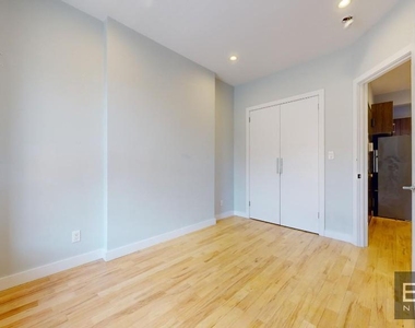 694 9th Avenue - Photo Thumbnail 4