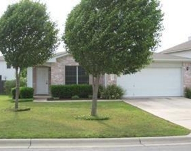 1823 Brentwood Dr - Photo Thumbnail 0