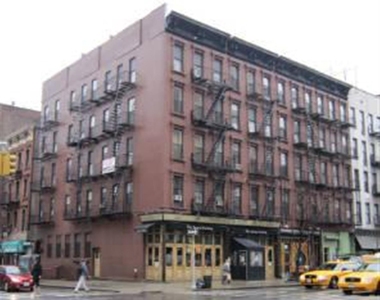 East 13th Street - Photo Thumbnail 4