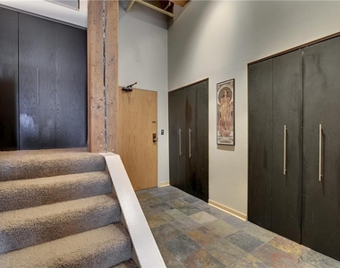 210 N 2nd Street - Photo Thumbnail 9